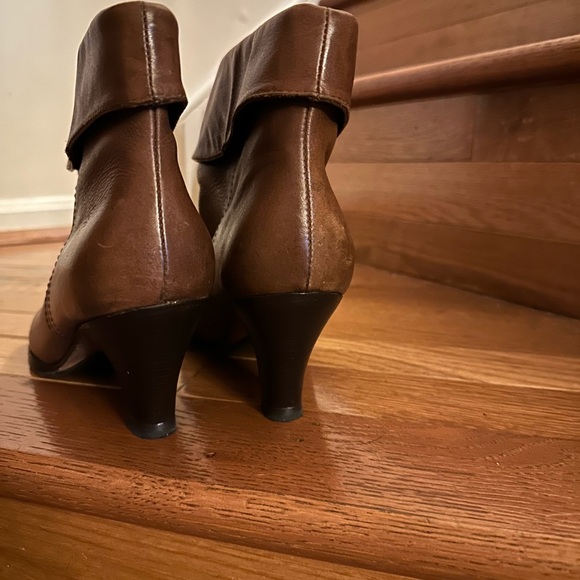 FRYE Ankle Boots - Picture 2 of 4